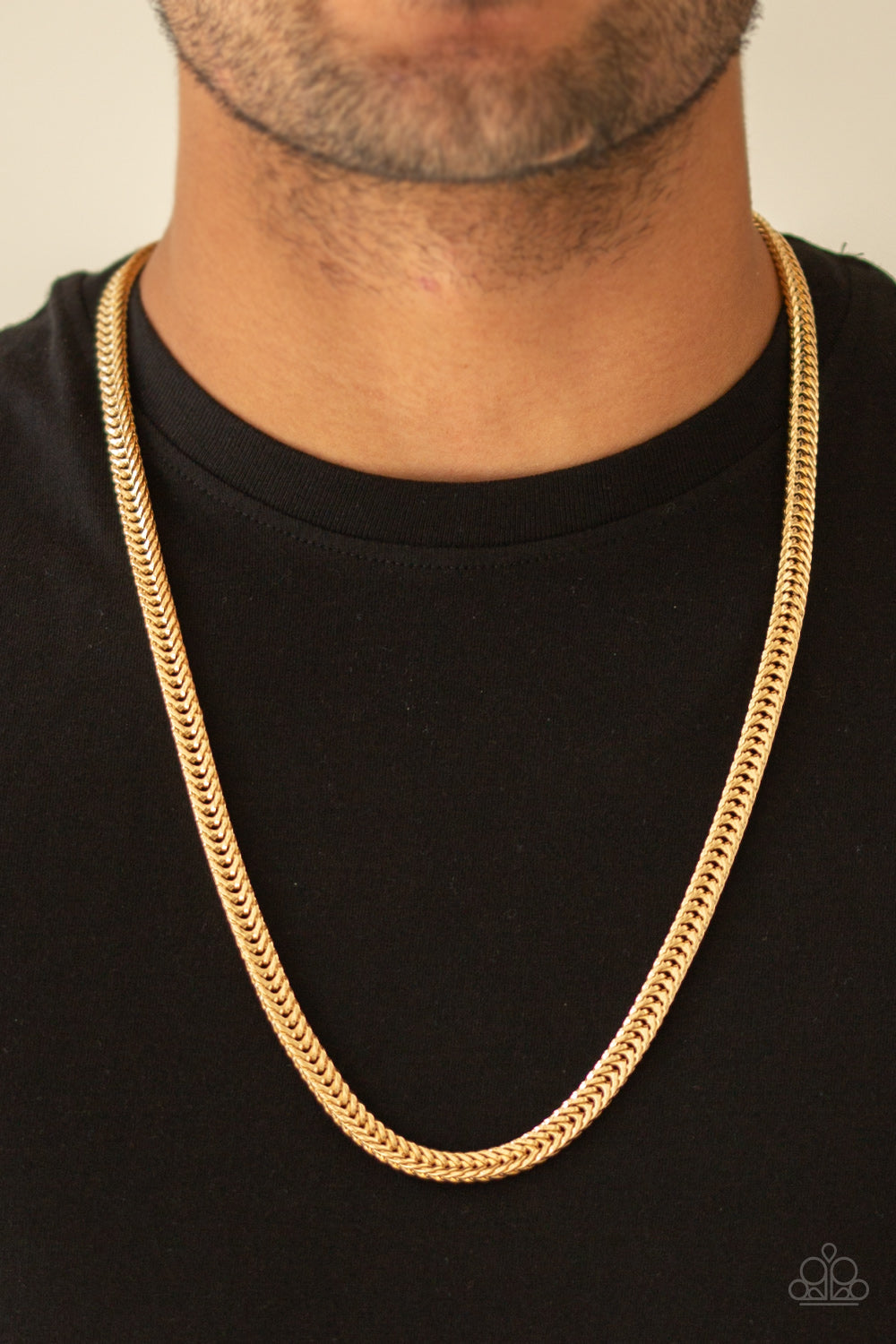 Knockout King Gold Urban Necklace Paparazzi N0039