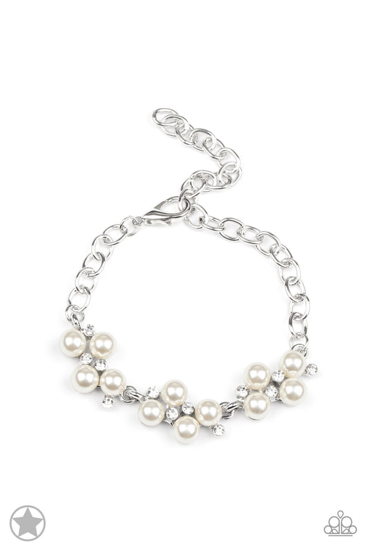 I Do White Pearl & Rhinestone Blockbuster Bracelet Paparazzi B0147