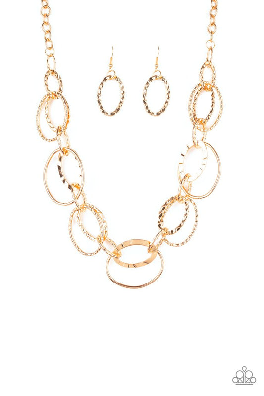 Bend OVAL Backwards Gold Necklace N0160