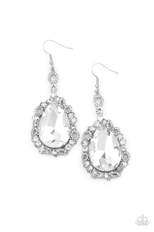 Royal Recognition White Rhinestone Earring Paparazzi E0010
