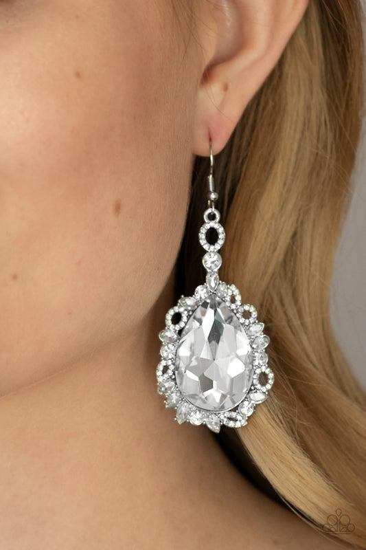 Royal Recognition White Rhinestone Earring Paparazzi E0010