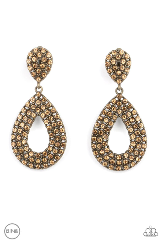 Pack In The Pizzazz Topaz Rhinestone Teardrop Clip-On Earring E0018