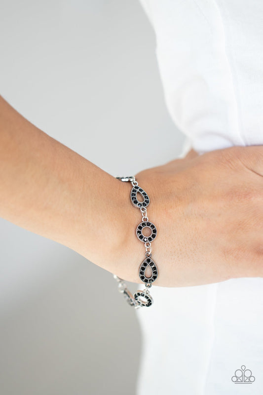 Royally Refined Black Bracelet Paparazzi B0310