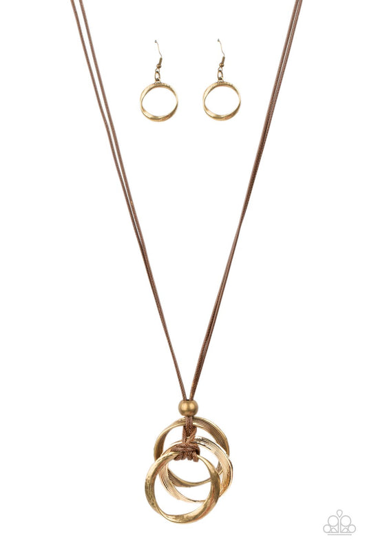 Harmonious Hardware - Brass Necklace Paparazzi N320