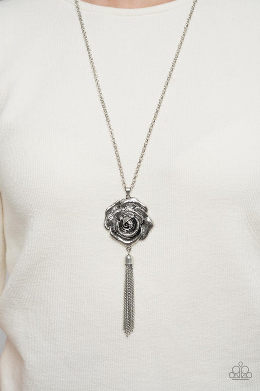 Rosy Redux - Silver Rose Flower Necklace Paparazzi N0744