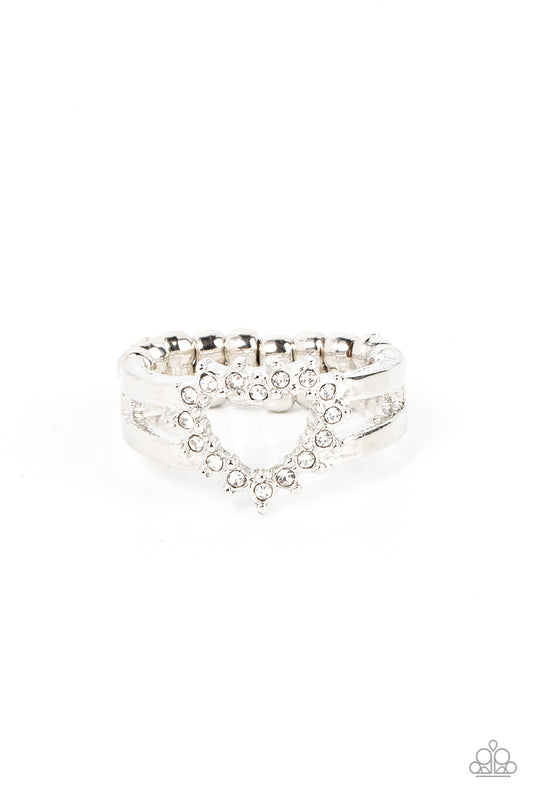 First Kisses - White Ring Paparazzi R0239