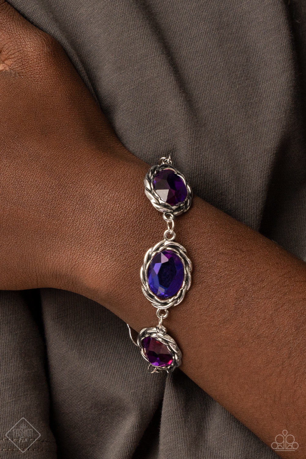 Royal Regalia - Multi Bracelet January 2022 Fashion Fix Paparazzi B0279