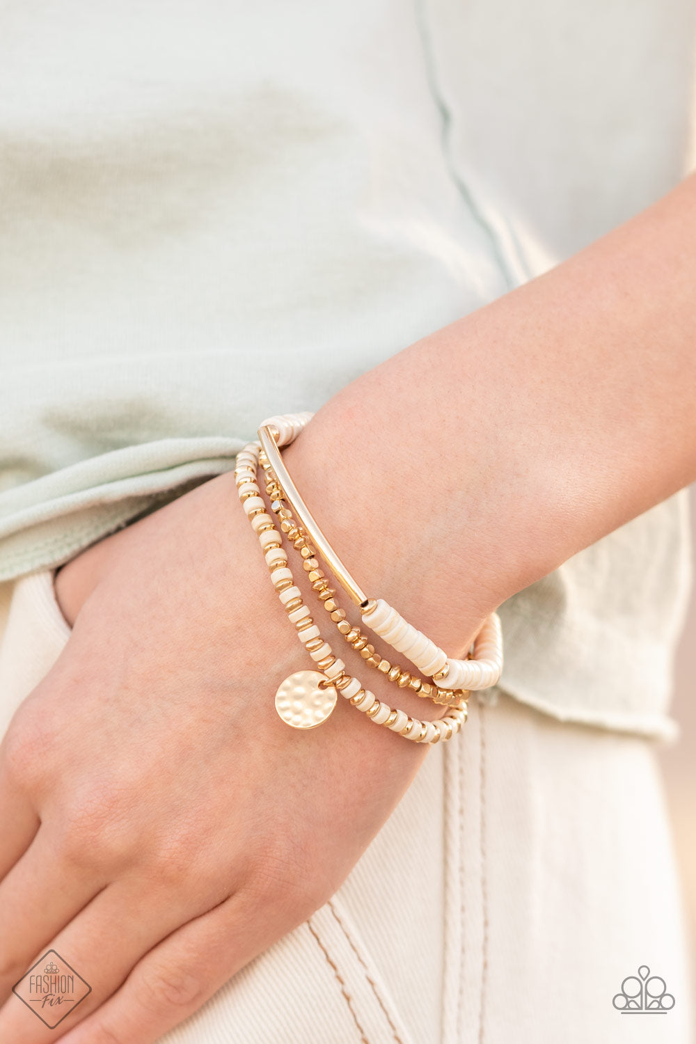 Terraform Trendsetter - Gold Bracelet March 2022 Fashion Fix Paparazzi B0400