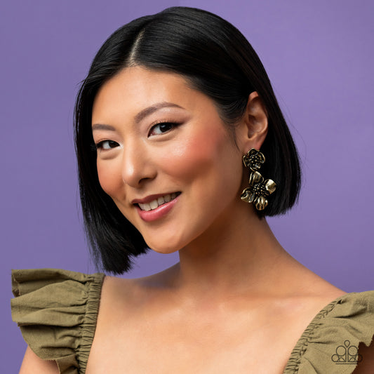 Gilded Grace - Brass Flower Post Earring Paparazzi E1493