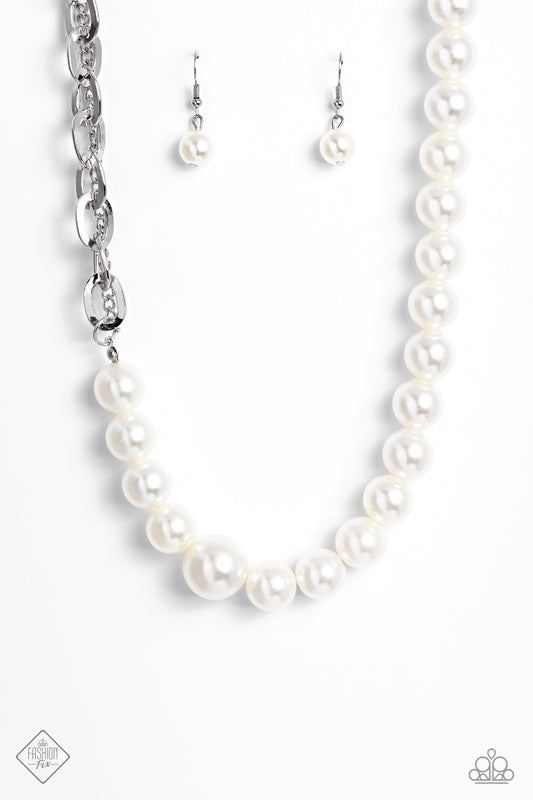 My PEARL - White Pearl Silver Chain Necklace Fashion Fix June 2023 Paparazzi N1624