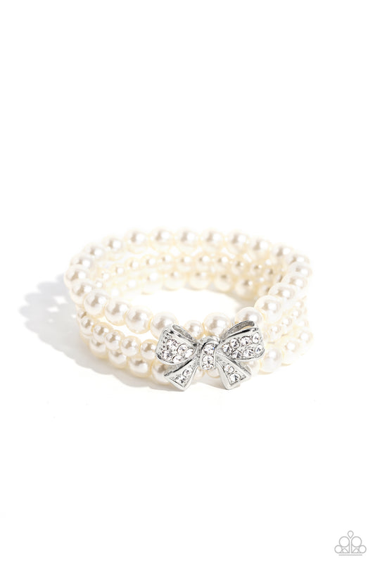 How Do You Do? - White Pearl & Rhinestone Bow Stretch Bracelet 2023 Convention Exclusive Paparazzi B1188