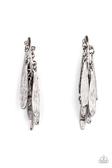 Pursuing The Plumes Black Post Earring  Paparazzi   E0251
