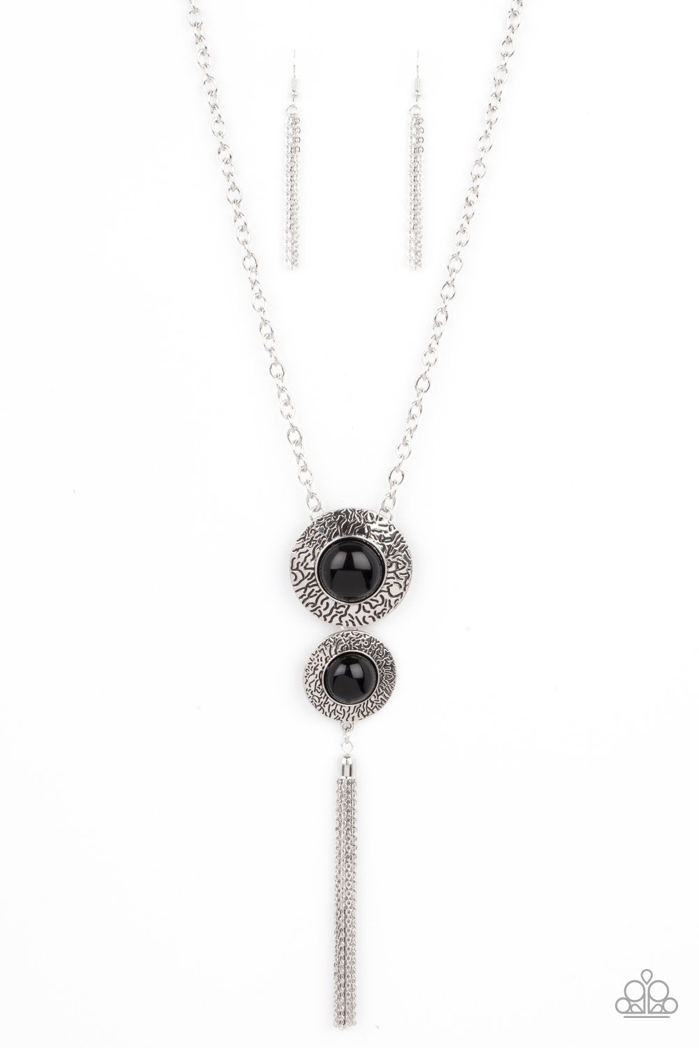 Abstract Artistry Black Necklace Paparazzi N0391