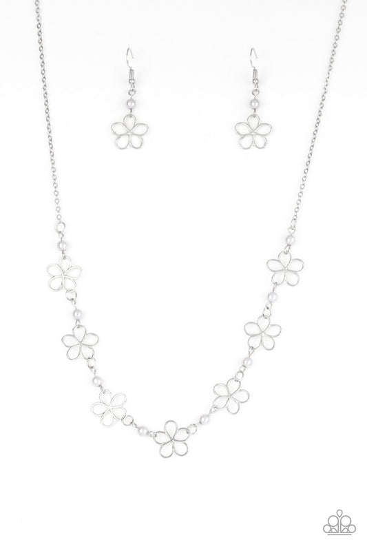 Always Abloom Silver Necklace Paparazzi N0025
