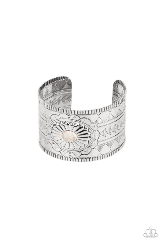 Aztec Artisan White Bracelet Paparazzi B0072