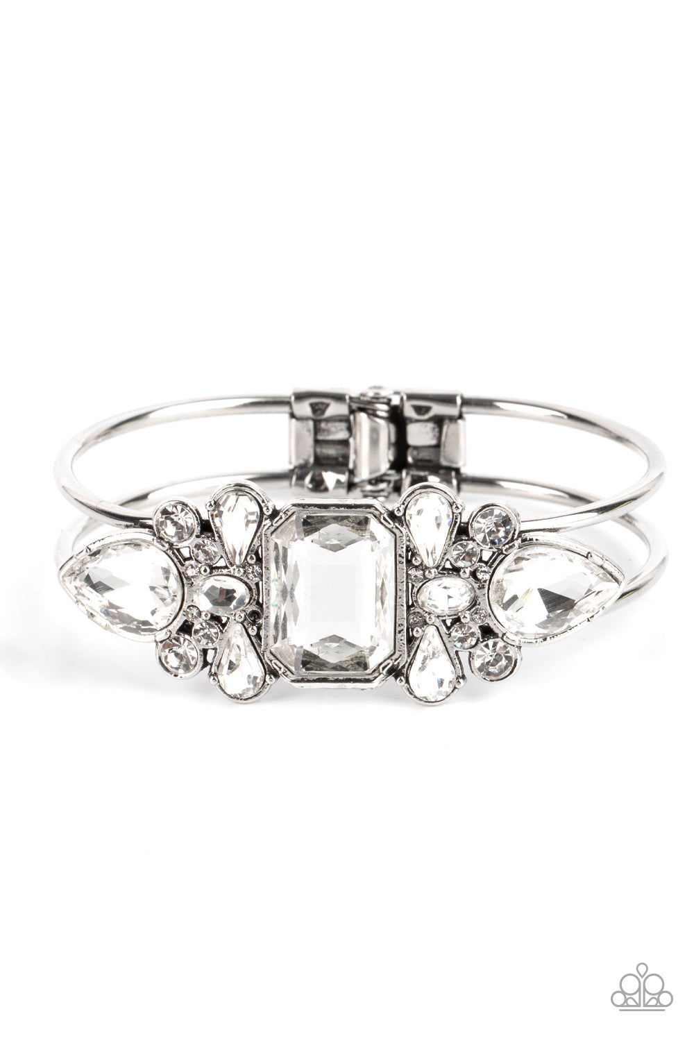 Call Me Old-Fashioned White Bracelet Paparazzi B0264