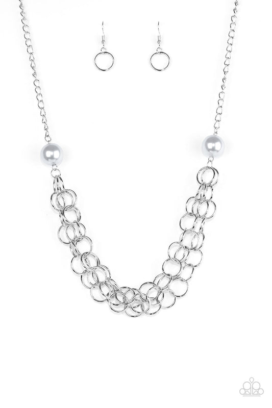 Daring Diva Silver Necklace Paparazzi N0073