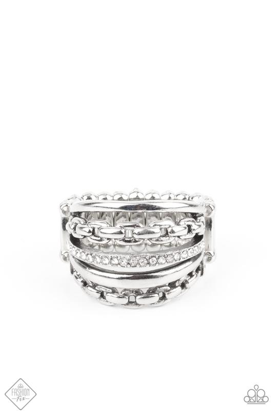 Link Out Loud White Ring July Fashion Fix Paparazzi R0131
