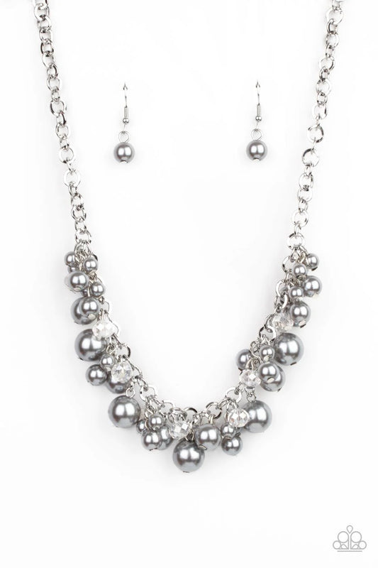 Positively PEARLescent Silver Necklace Paparazzi N0178