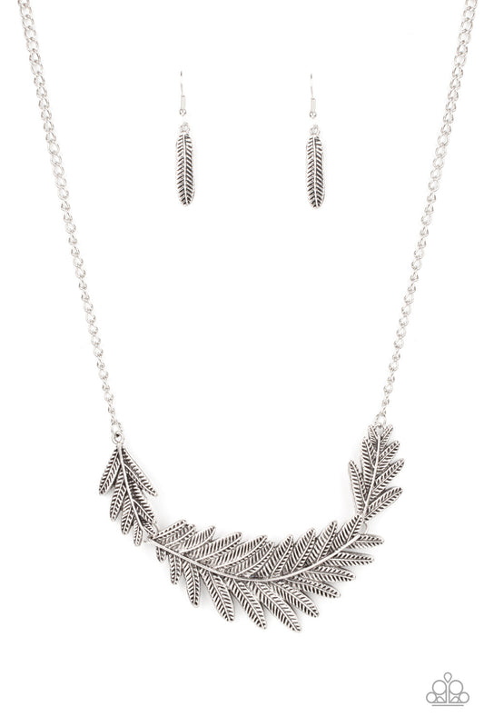 Queen Of The Quill Silver Necklace Paparazzi N0615