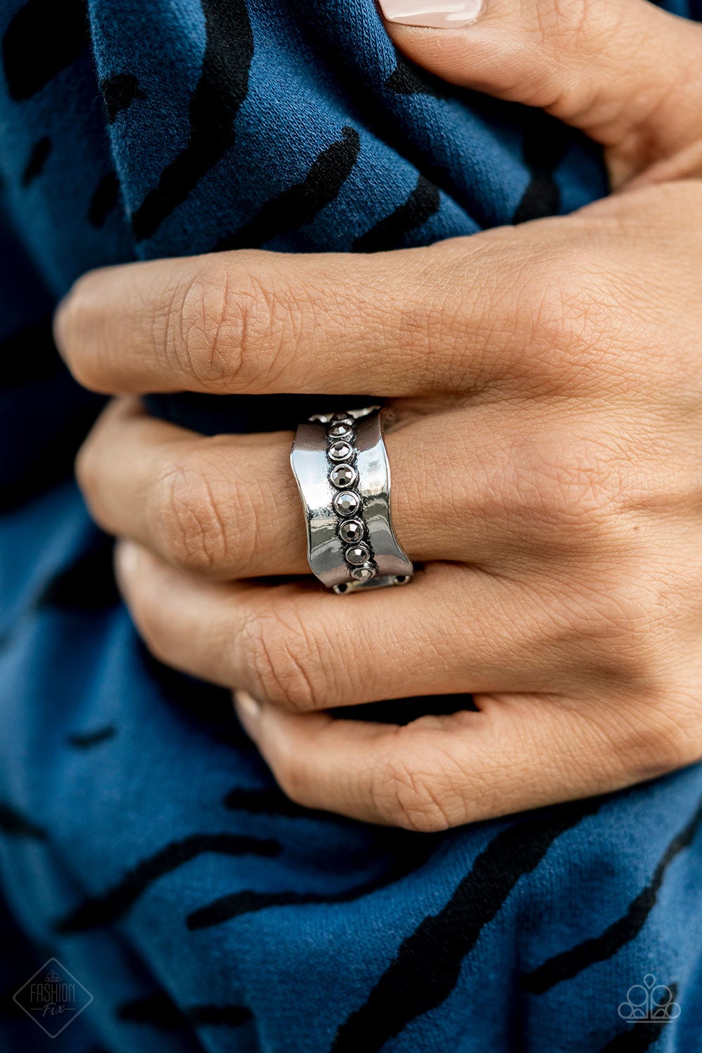 Scintillating Smolder Silver Ring Paparazzi R0198