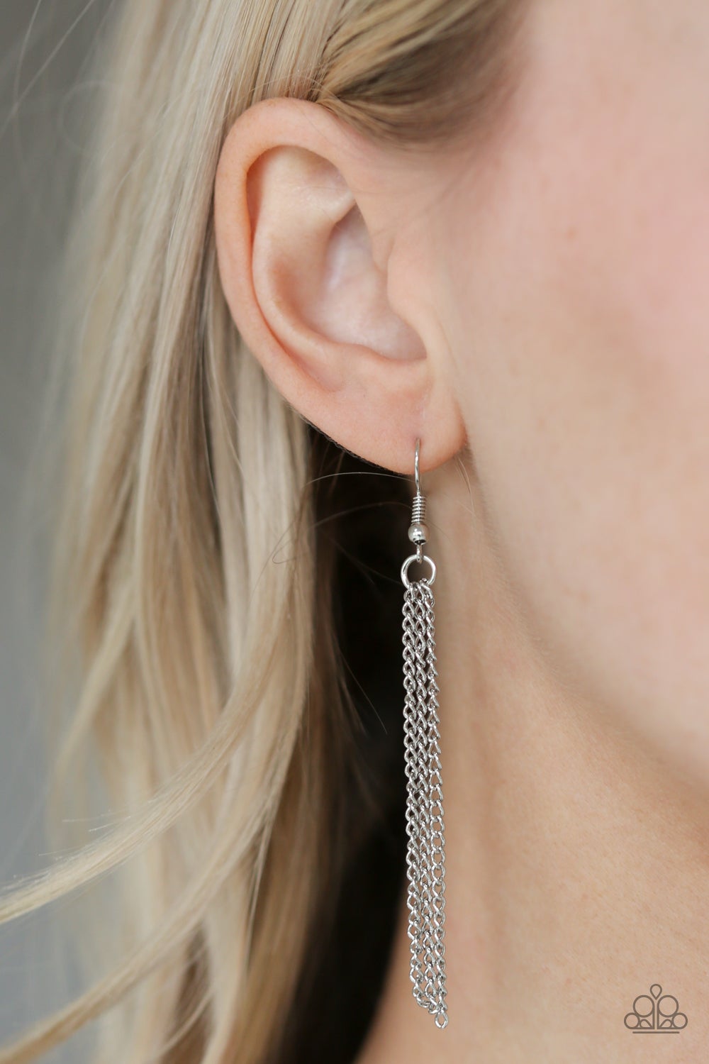Totally Worth The Tassel Silver Necklace Paparazzi N0217