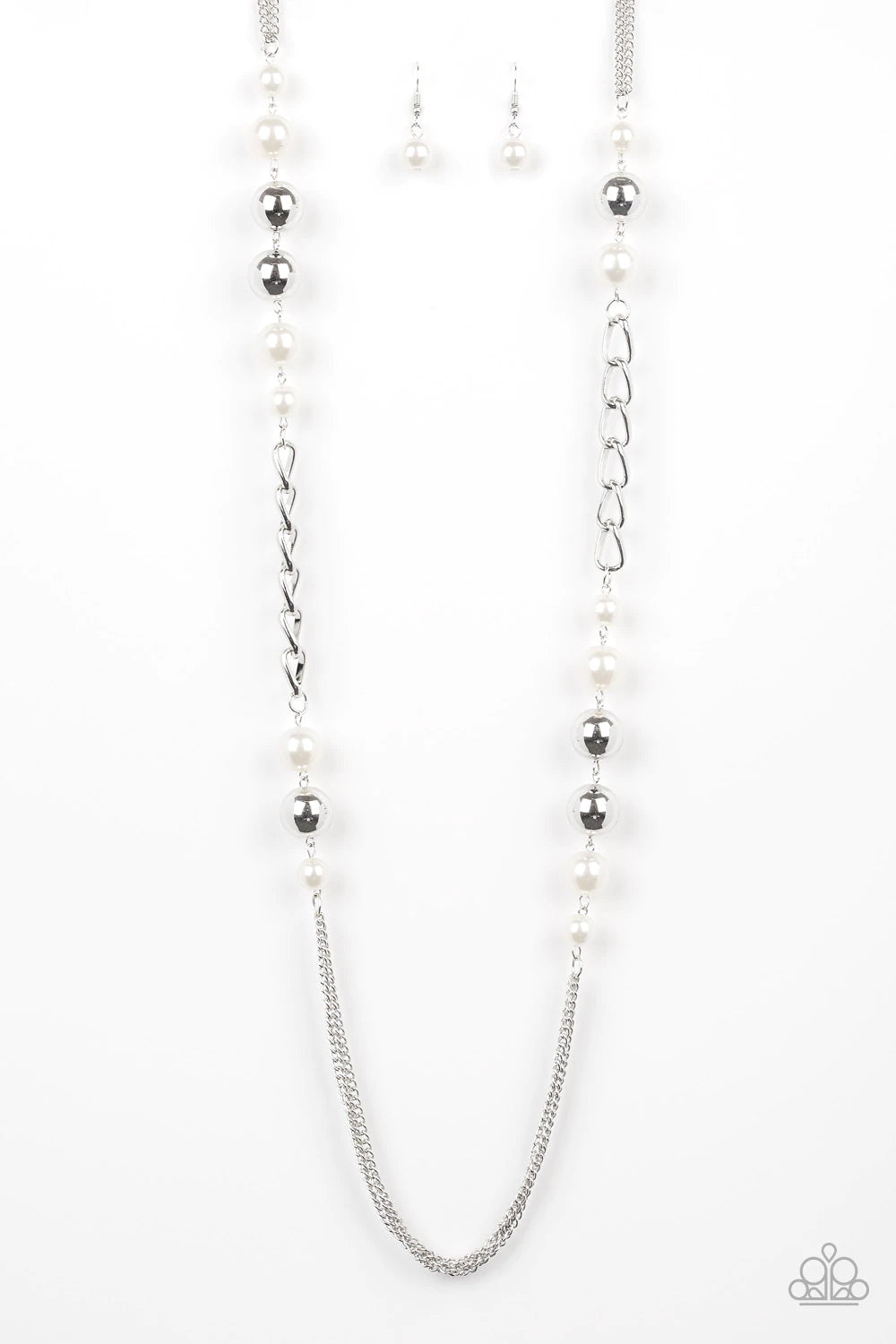 Uptown Talker White Pearly Bead Silver Chain Necklace Paparazzi N0075