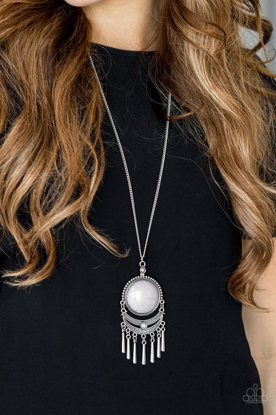 Rural Rustler White Cracked Stone Necklace Paparazzi N0504