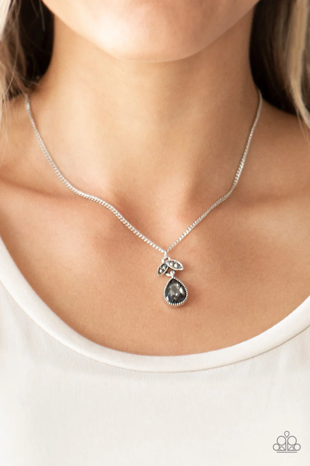 Paparazzi Nice To Meet You Silver Smoky Gem Teardrop Necklace N0399