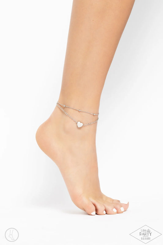 Paparazzi Ocean Heart - Silver Heart Anklet - Black Diamond Encore B2572