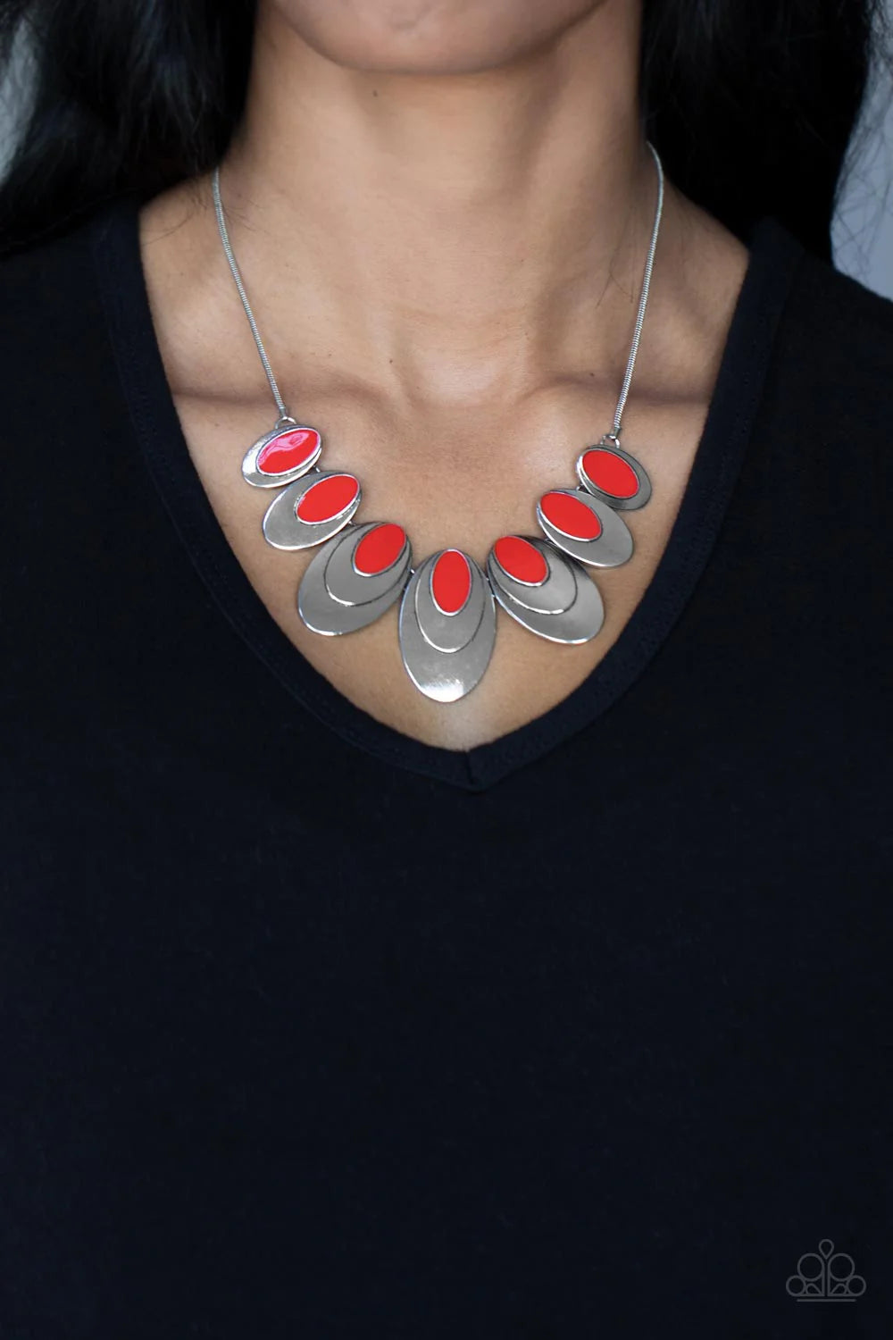 Endless Eclipse Red Silver Oval Necklace Paparazzi N1953