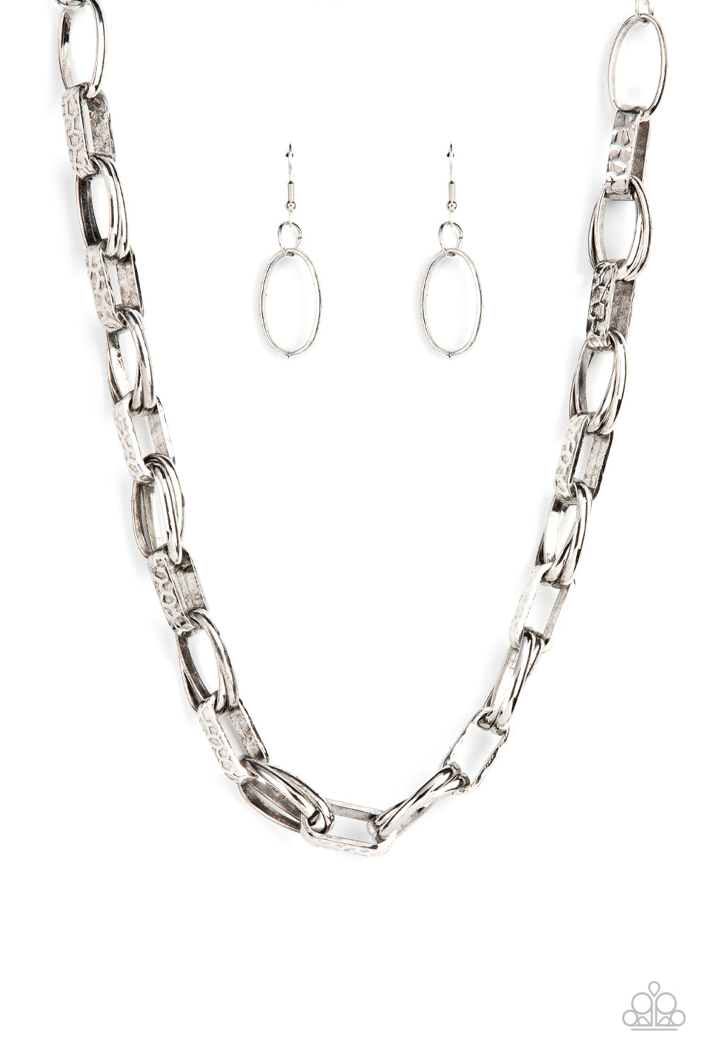 Motley In Motion - Silver Hammered Link Chain Necklace Paparazzi N2249