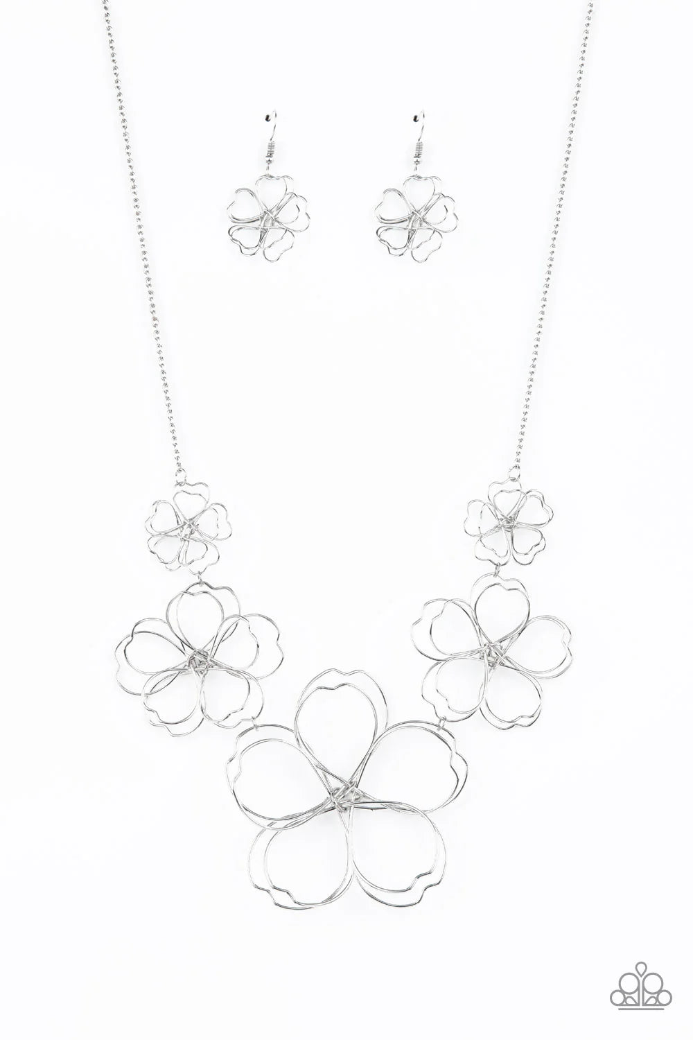 The Show Must GROW  On Silver Wire Flower 3D Necklace Paparazzi N2219