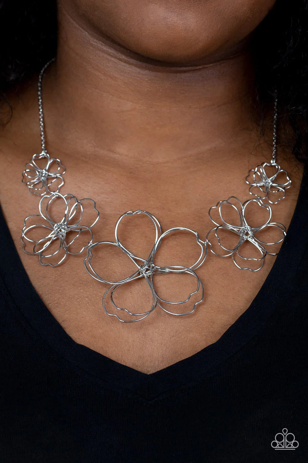 The Show Must GROW  On Silver Wire Flower 3D Necklace Paparazzi N2219