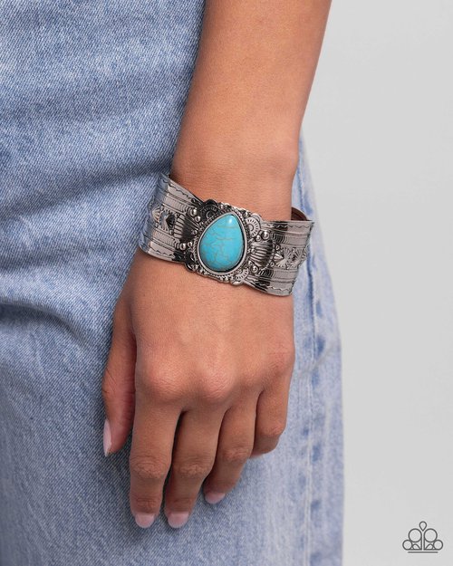 Canyon Cantina - Turquoise Silver Cuff Bracelet Santa Fe Style Paparazzi B2418