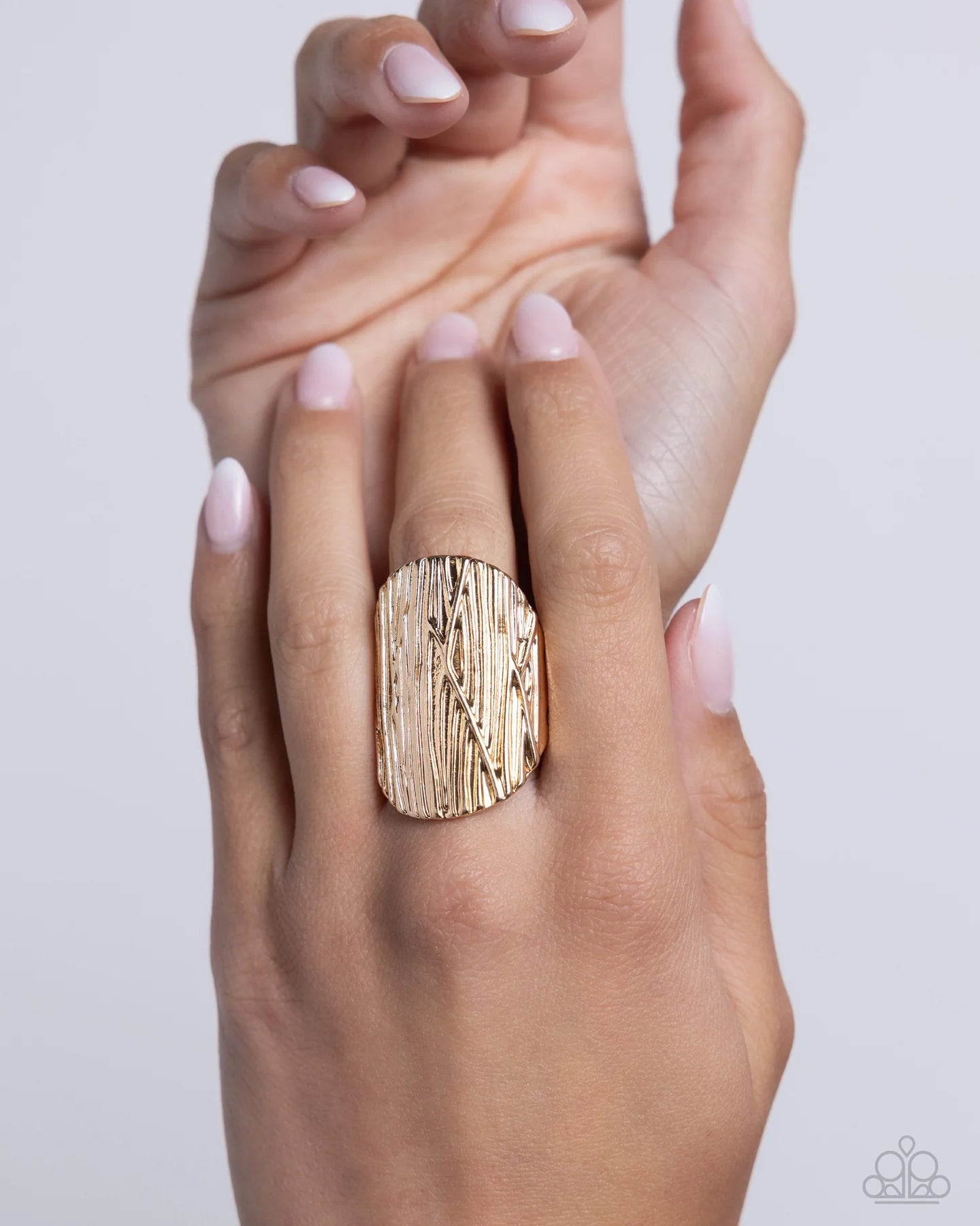 Paparazzi Thrilling Timber - Gold Wood Pattern Ring R1232