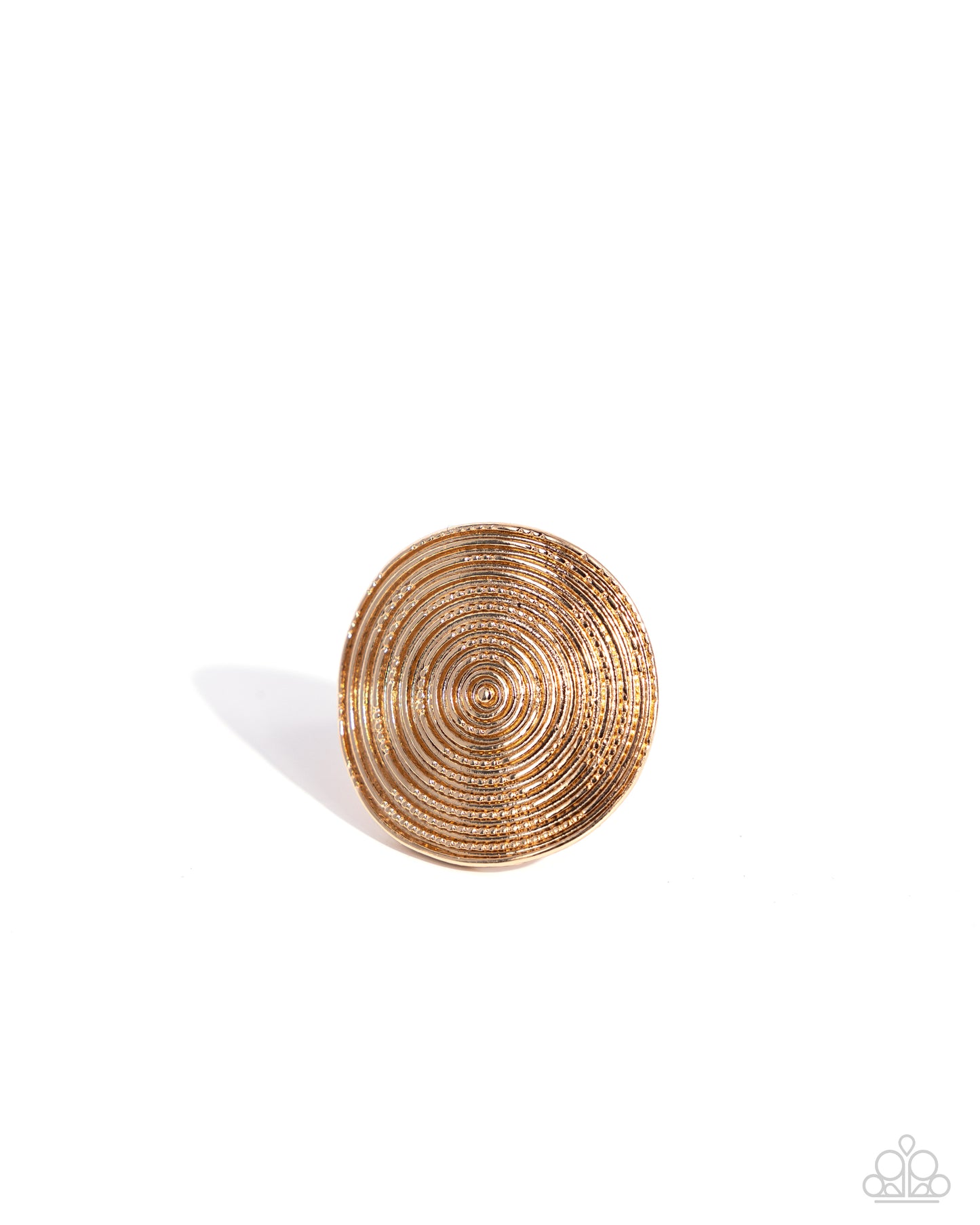 Dizzying Delight - Gold Oversized Textured Circle Ring Paparazzi R0680