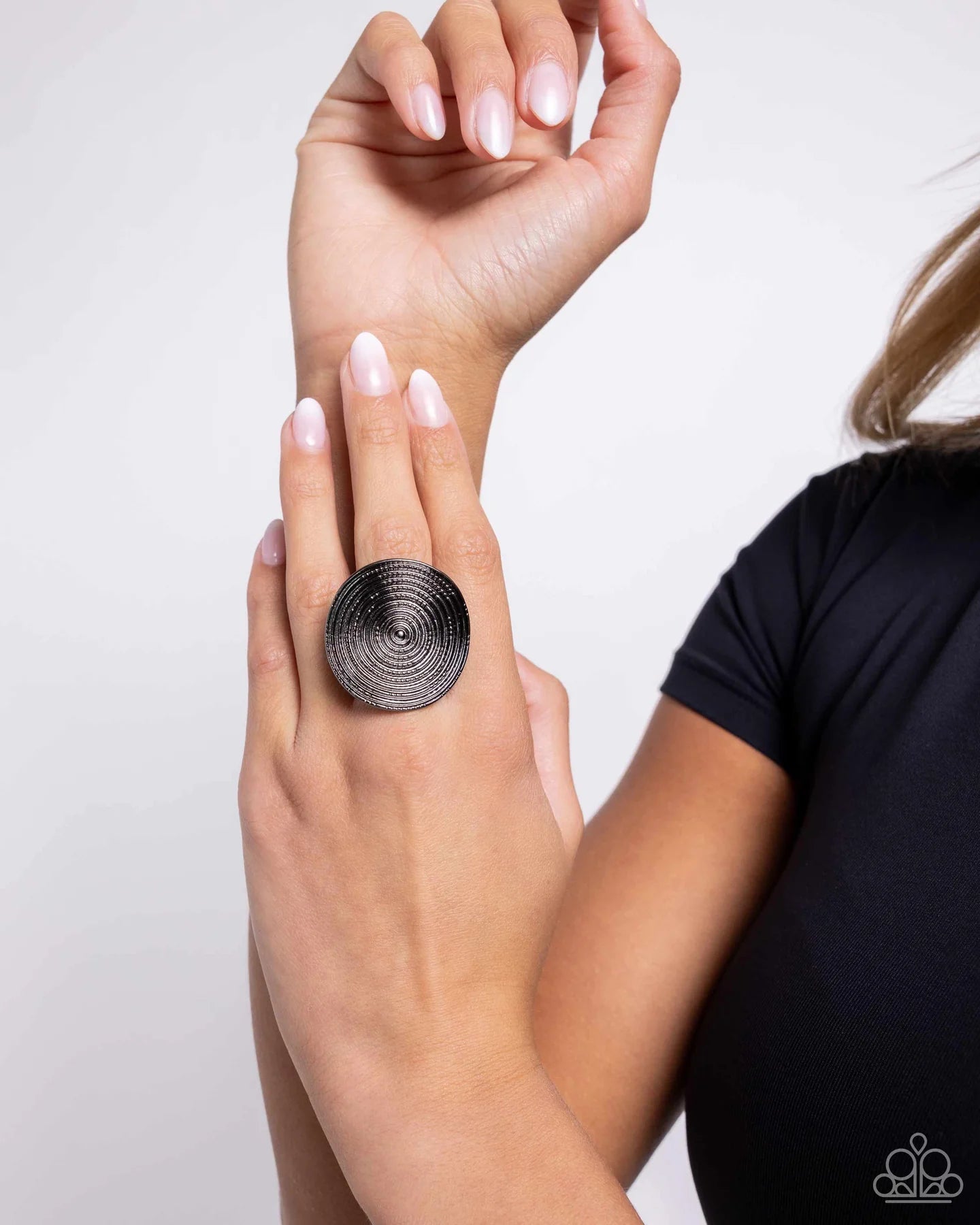 Paparazzi Dizzying Delight - Black Gunmetal Spiral Textured Oversized Ring R1277