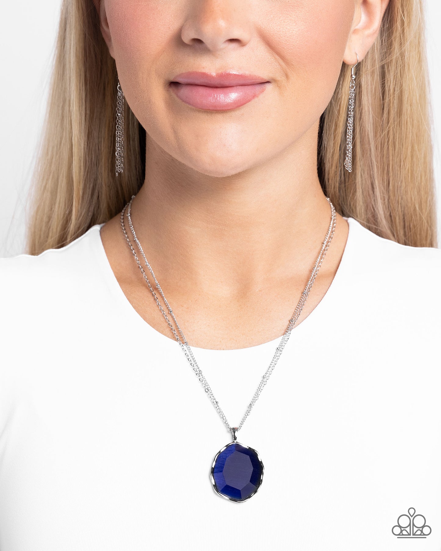 Showstopping Season - Blue Faceted Oval Necklace Paparazzi N2580