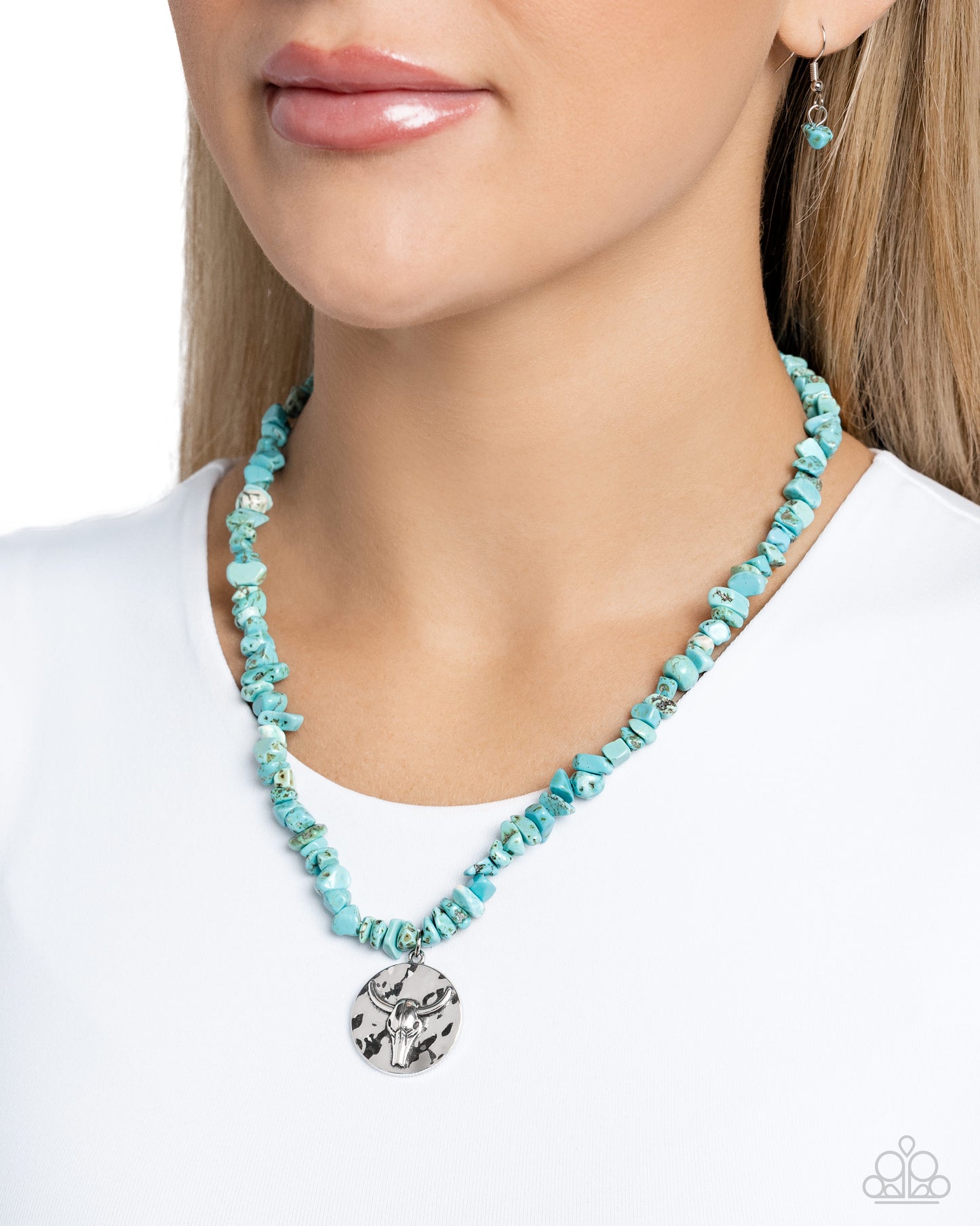 Longhorn Leader - Blue Turquoise & Silver Longhorn Skull Motif Santa Fe Style Necklace Paparazzi N2247