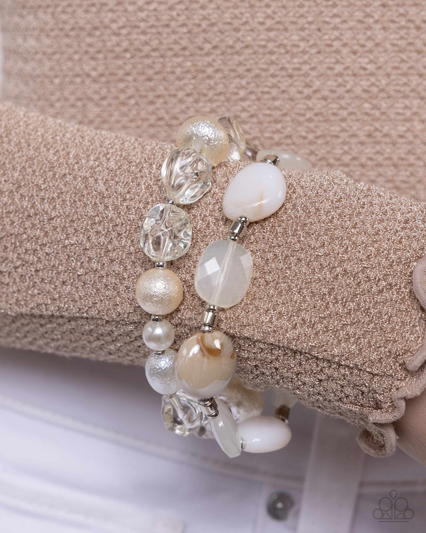 Everyday Essentials - White, Ivory, Silver, Brown Swirl Bead Bracelet B1698