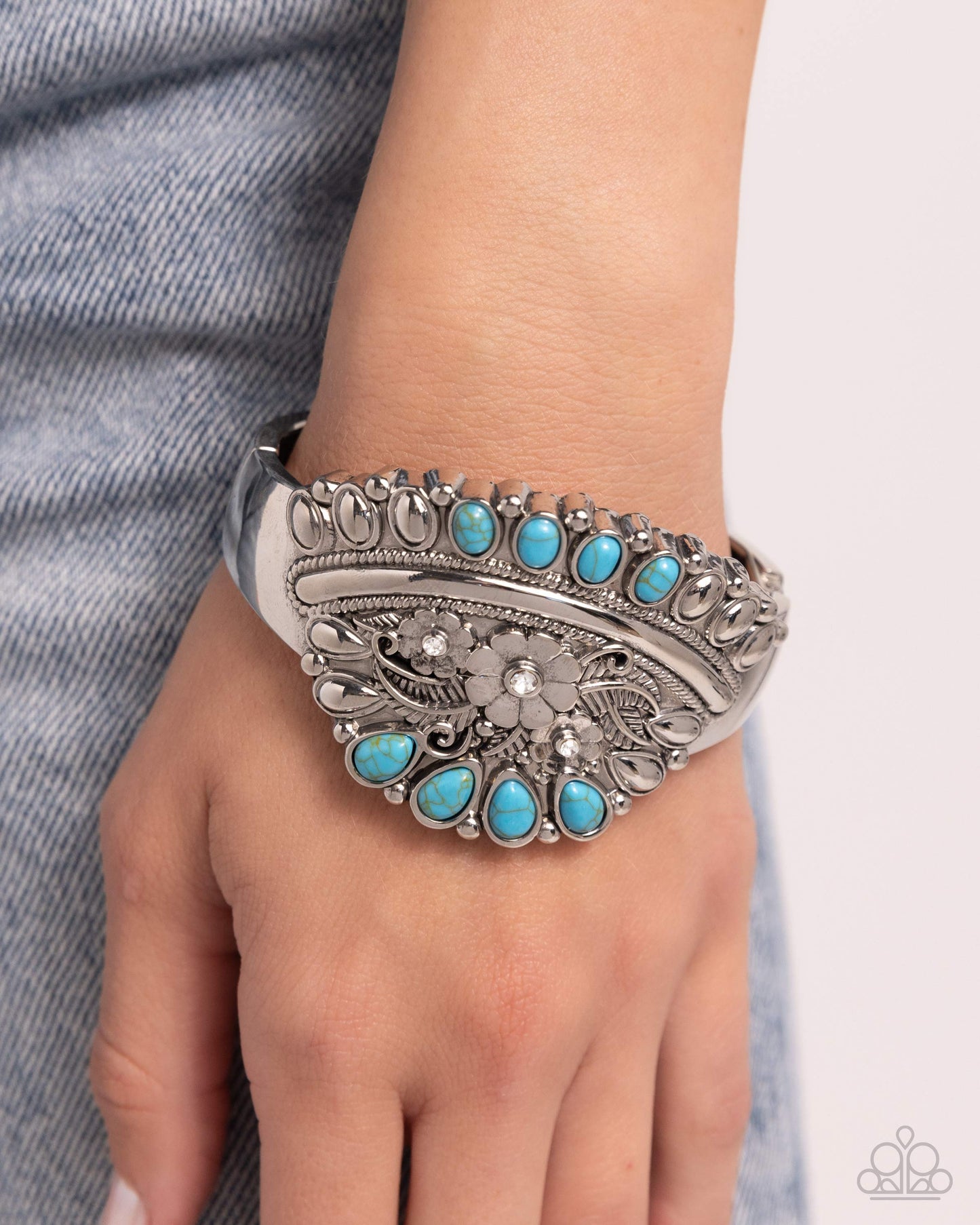 Artisan Age - Blue Turquoise Stone Santa Fe Style Hinge Bracelet Paparazzi B1776