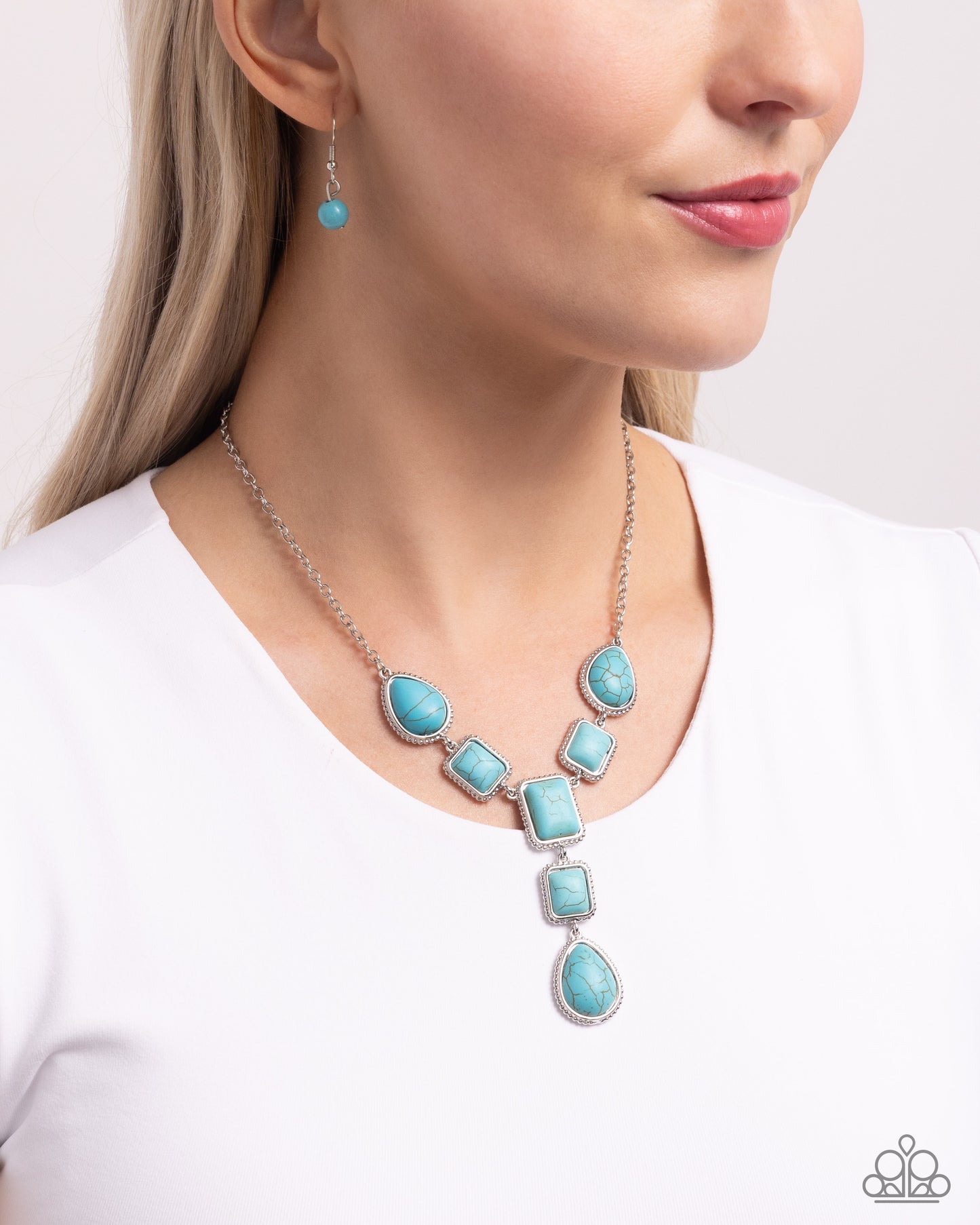 Defaced Deal - Blue Turquoise Stone Santa Fe Style Necklace Paparazzi N2284