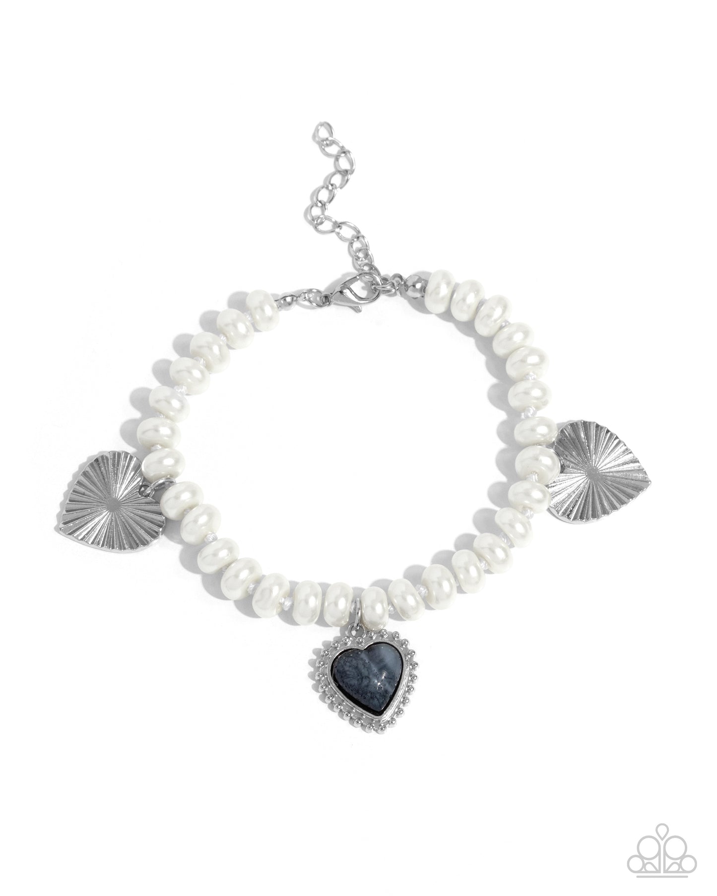 Heart-struck Haven - Silver Hearts & Pearl Bracelet Paparazzi B1654