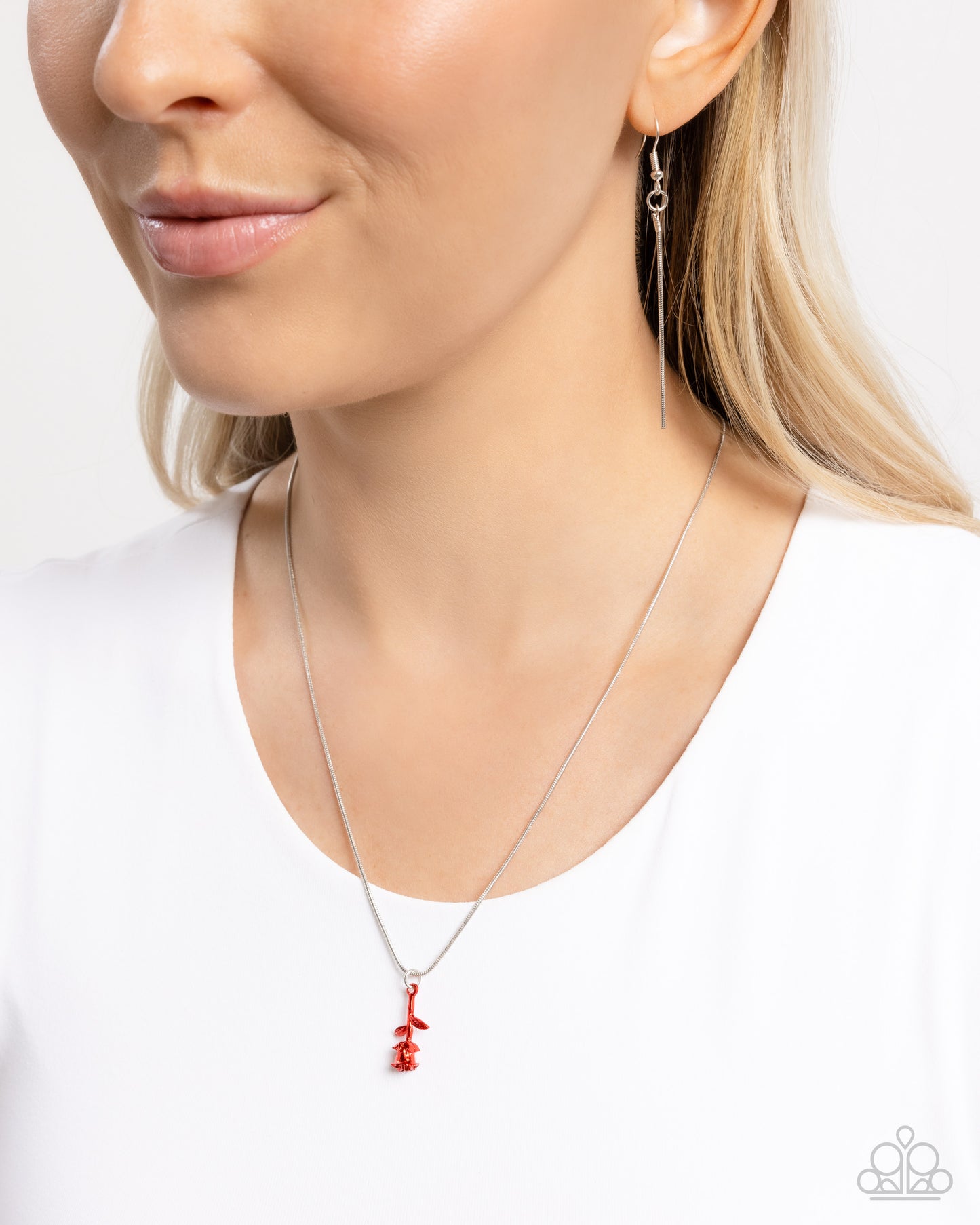 Tippy ROSE - Red Metallic Rose Charm Necklace Paparazzi N2405