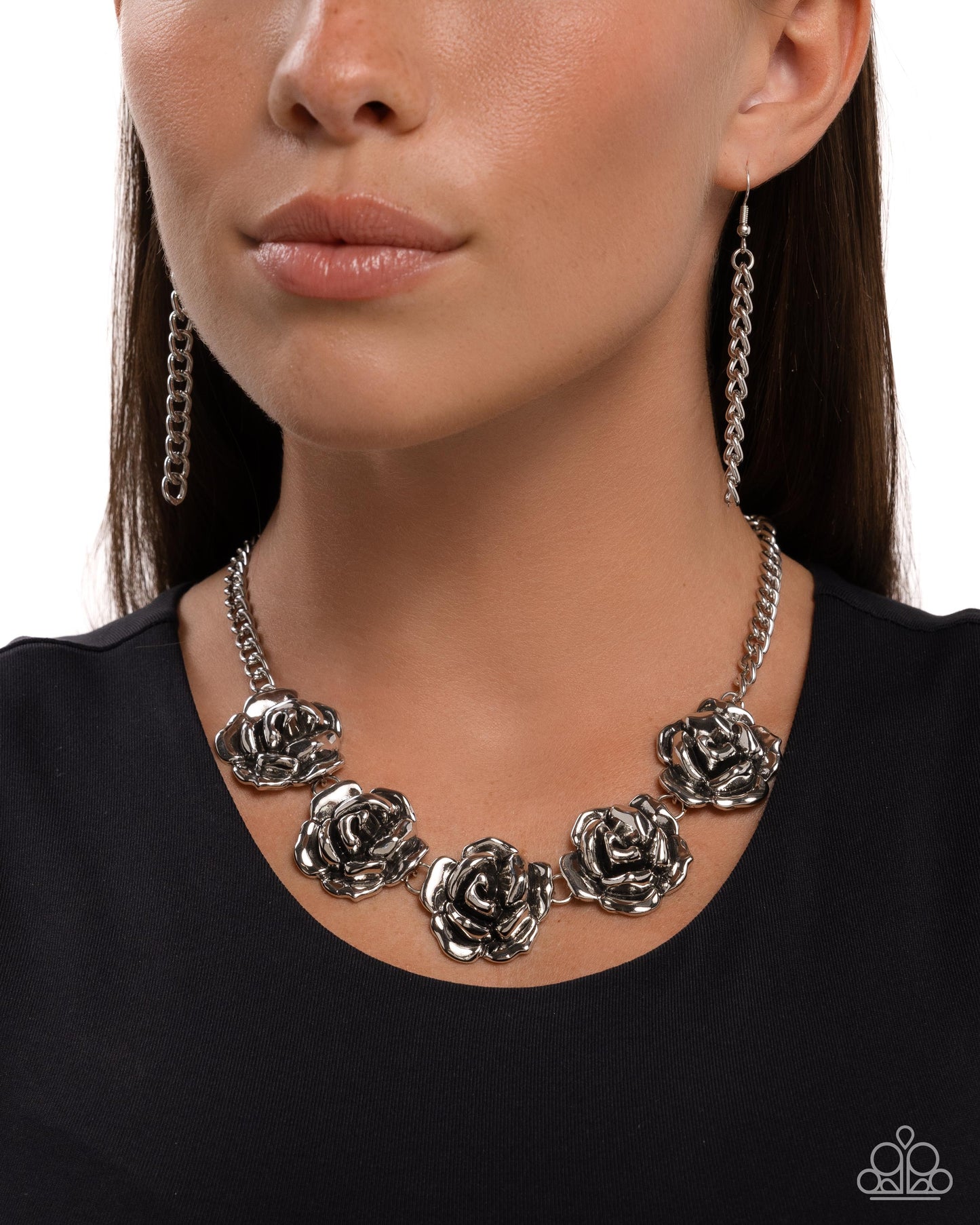 Refreshing Roses - Silver Rosette Flower Necklace Paparazzi N2466