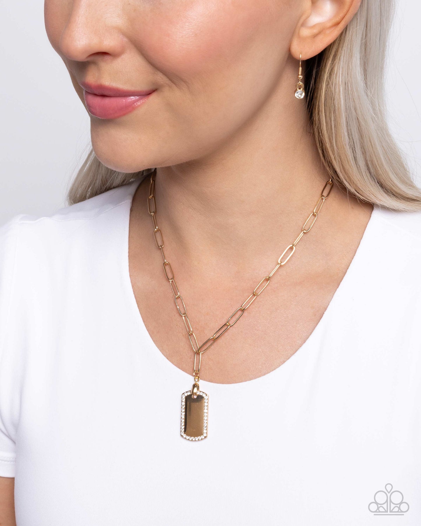 Simple Street - Gold Dog Tag Style Pendant Paperclip Chain Necklace Paparazzi N2877