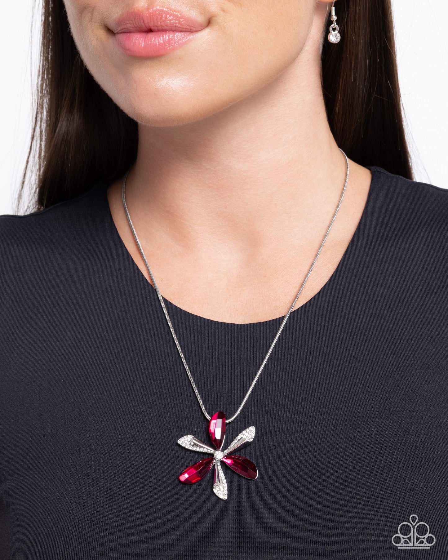 Potent Pattern - Pink Gem Flower Necklace Paparazzi