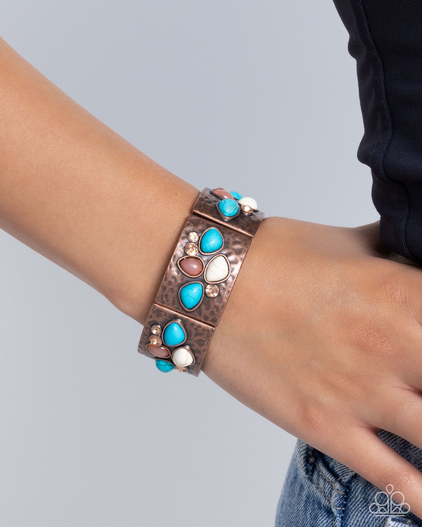 Folksy Fame - Copper, White & Turquoise Stone Santa Fe Style Stretch Bracelet B1779