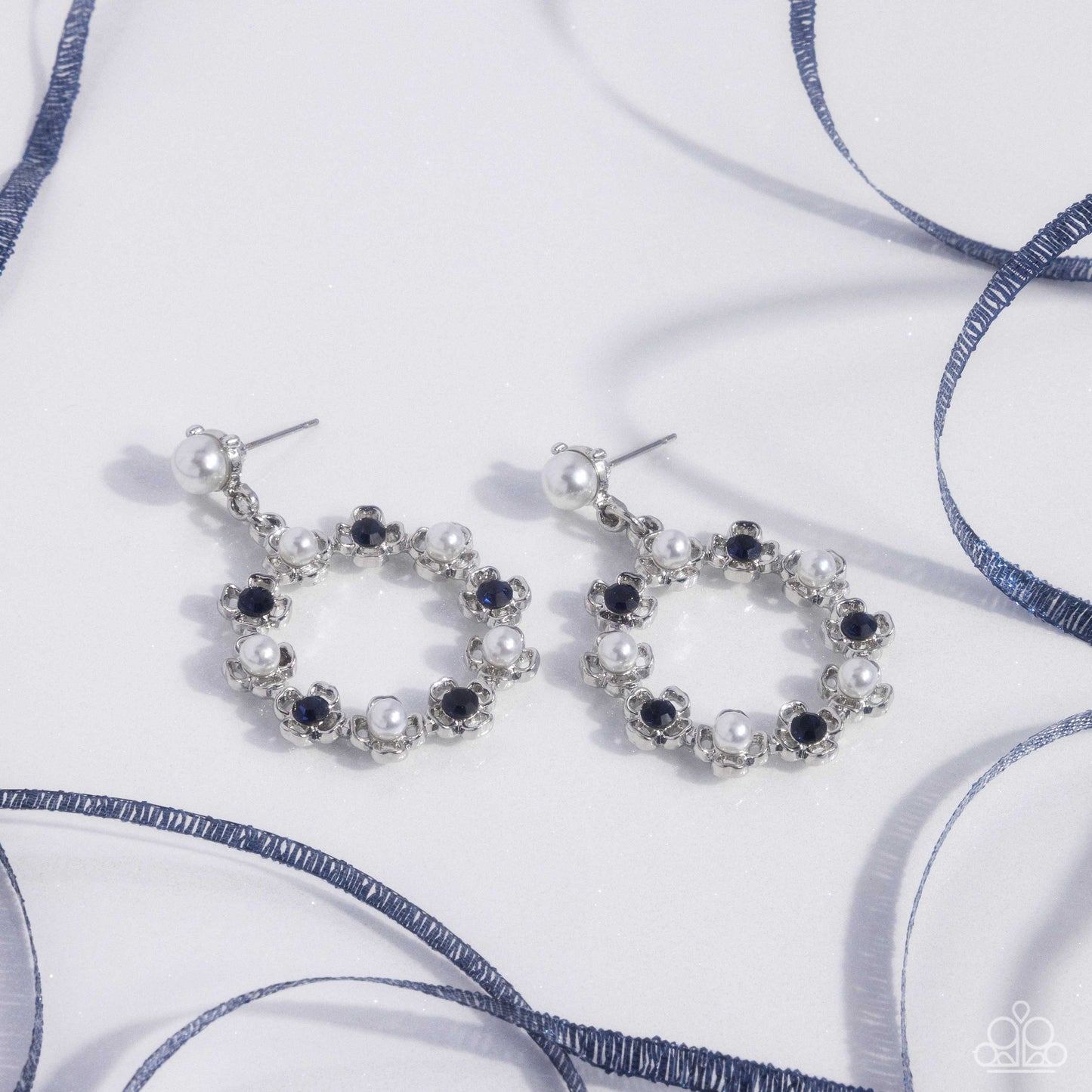 Paparazzi Unforgettably Uptown - Blue Montana Rhinestone & White Pearl Post Earring E2148